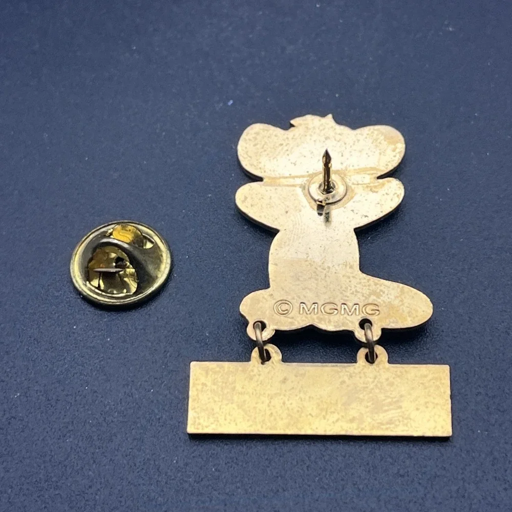 MGM Grand Leo‎ The Lion Name Tag Dangler 